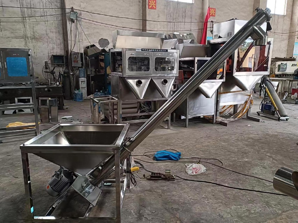 小型螺旋提升機的應(yīng)用